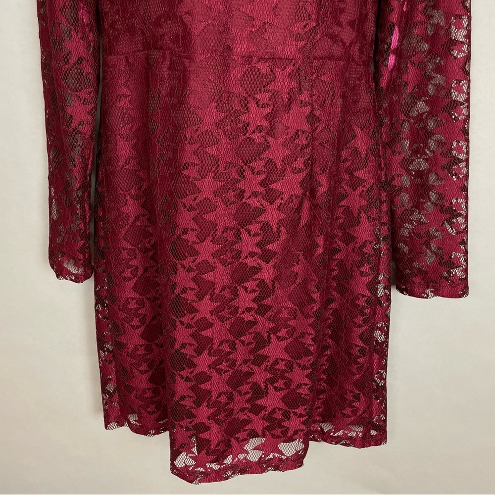 Betsey Johnson Dress Red Star Lace Sheath Illusion Long Sleeve Sheer Maroon 12 - Picture 7 of 14